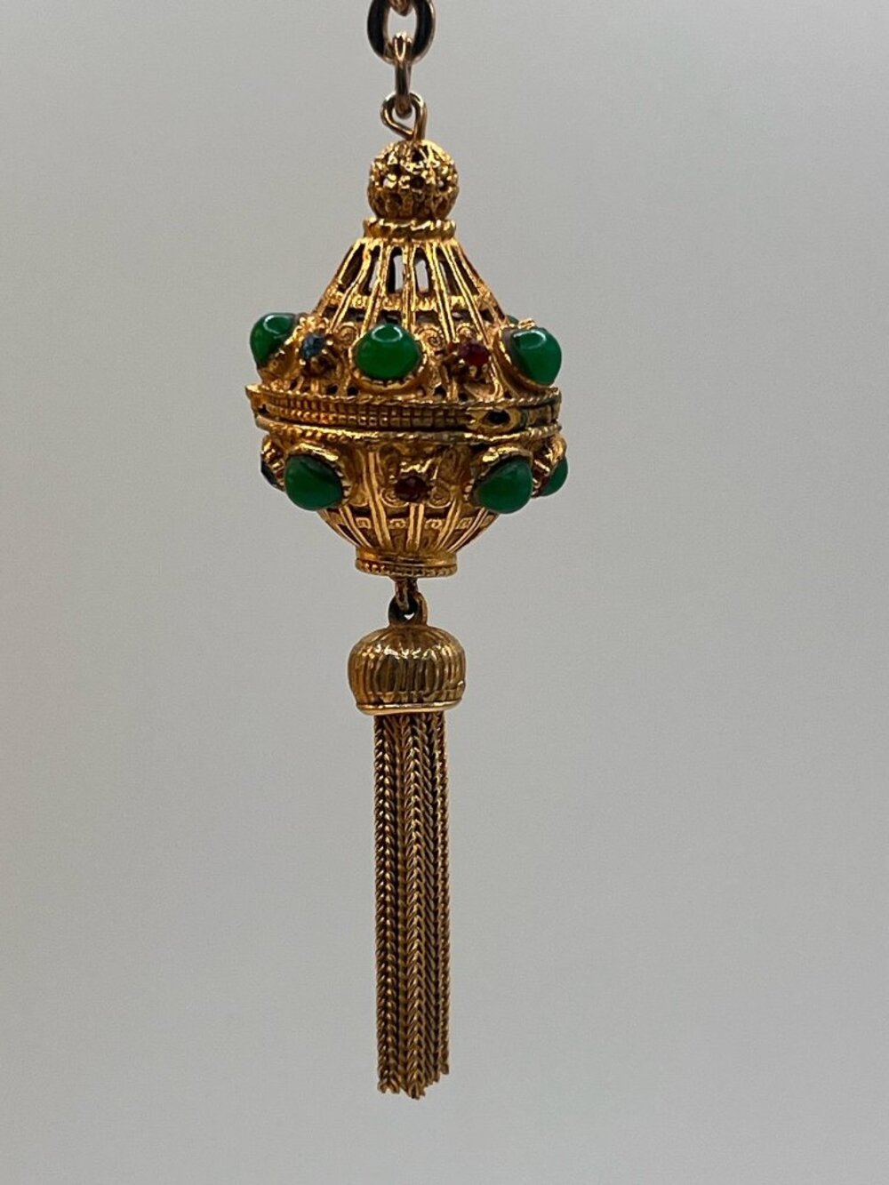 Signed Vintage Florenza Gold Tone Tassel Locket Pill Box Rhinestone Pendant
